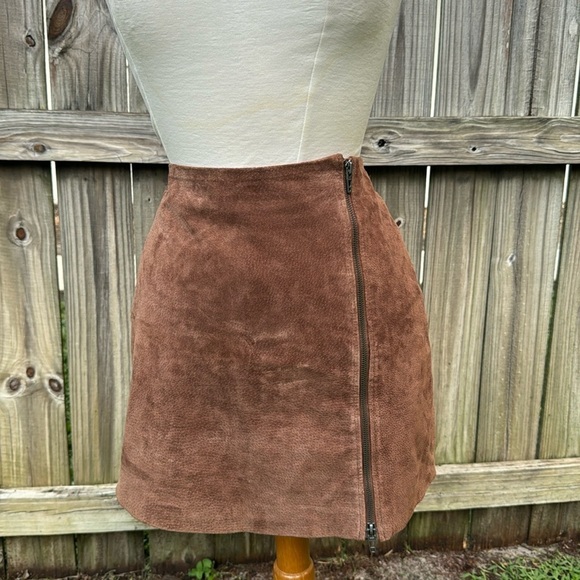 Blank NYC Suede Leather A-Line Mini Skirt, size 29